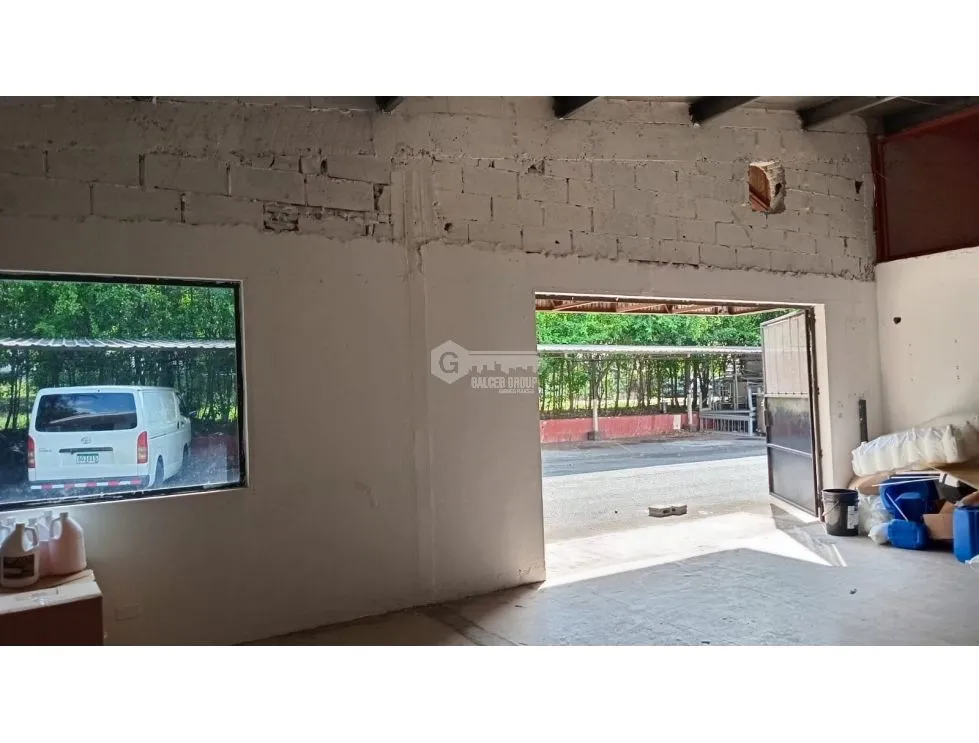 Warehouse for rent in Pedregal