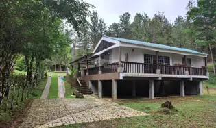 ALTOS DE CERRO AZUL / 1186M / 3 HABITACION / CASA CAMPESTRE CON GARITA