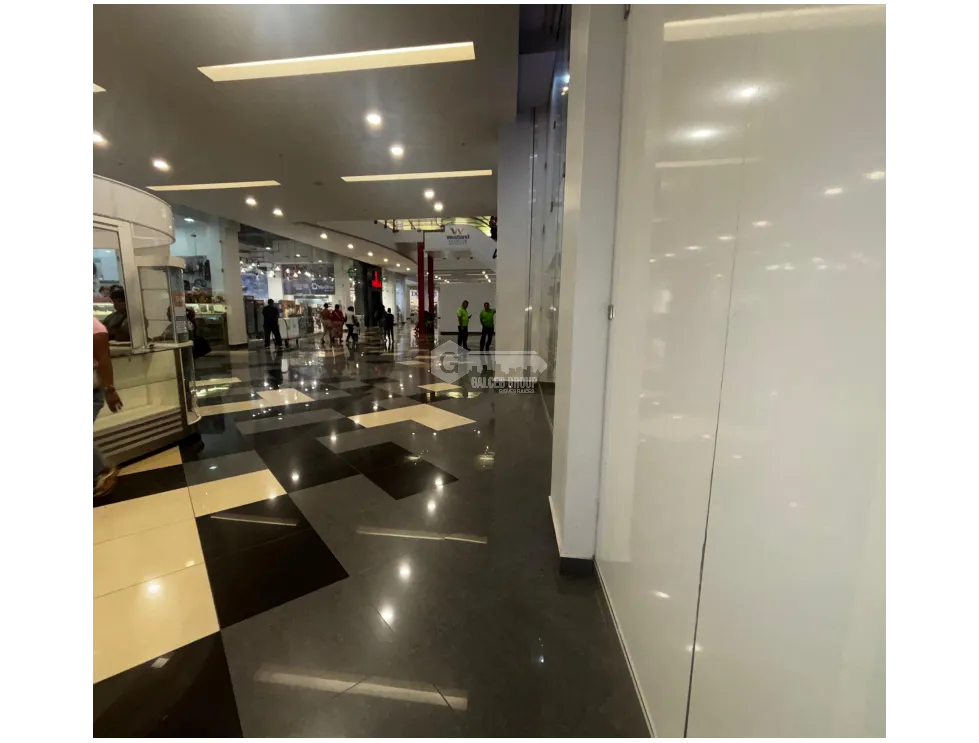 ARRAIJAN / WESTLAND MALL / 78M / HIGH-TRAFFIC CORRIDOR