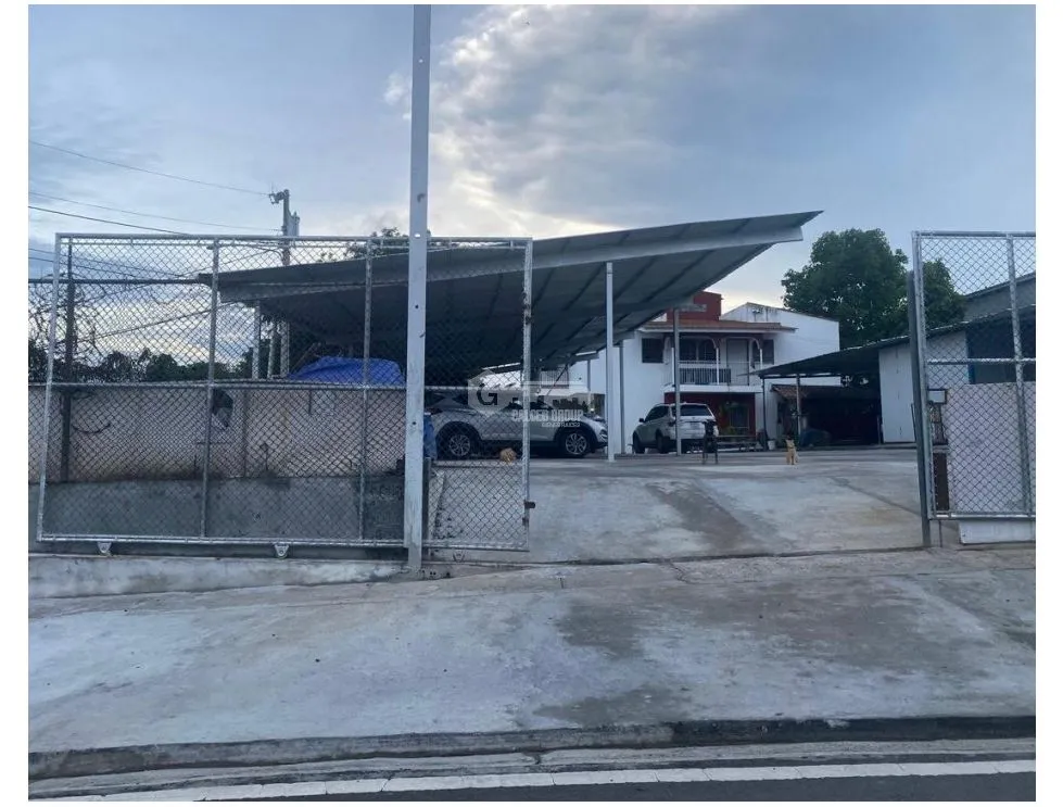 Warehouse for sale in Juan Diaz