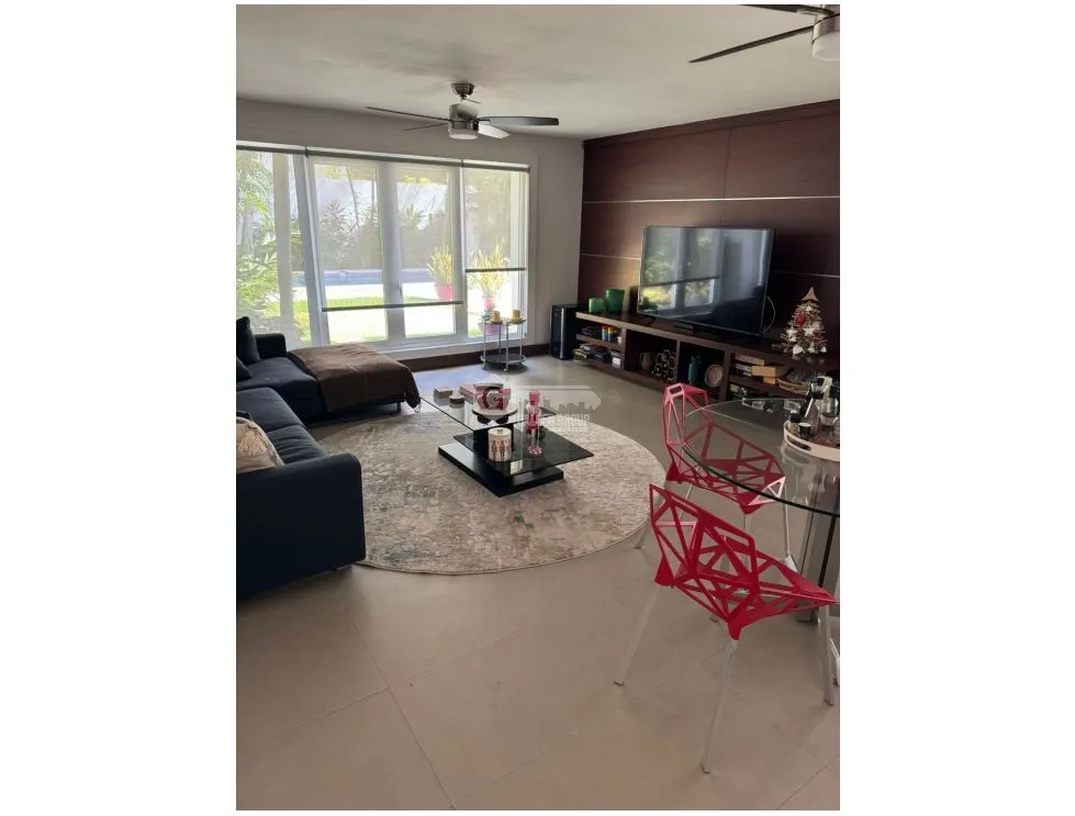 BETANIA / LOS ANGELES / 484M / 4 HABITACIONES / 4 PARKING / 2 NIVELES