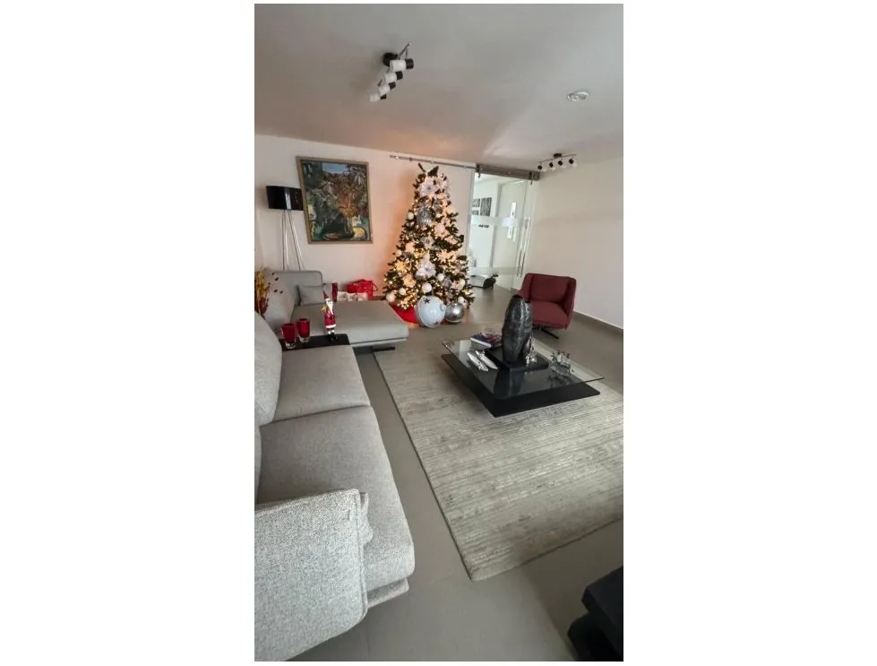BETANIA / LOS ANGELES / 484M / 4 HABITACIONES / 4 PARKING / 2 NIVELES