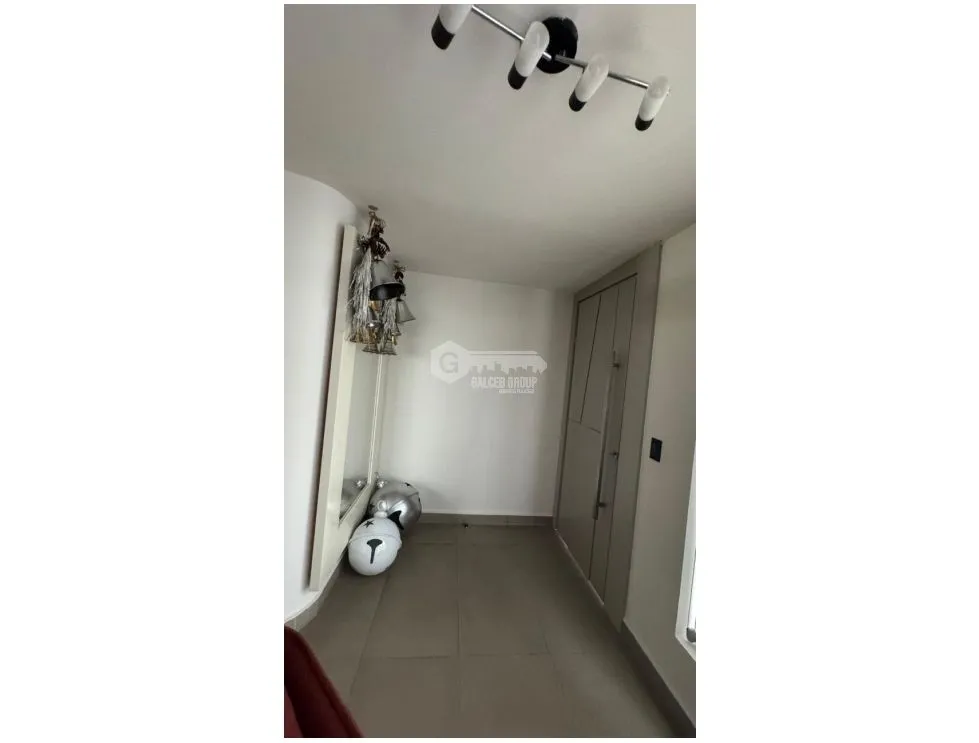 BETANIA / LOS ANGELES / 484M / 4 HABITACIONES / 4 PARKING / 2 NIVELES