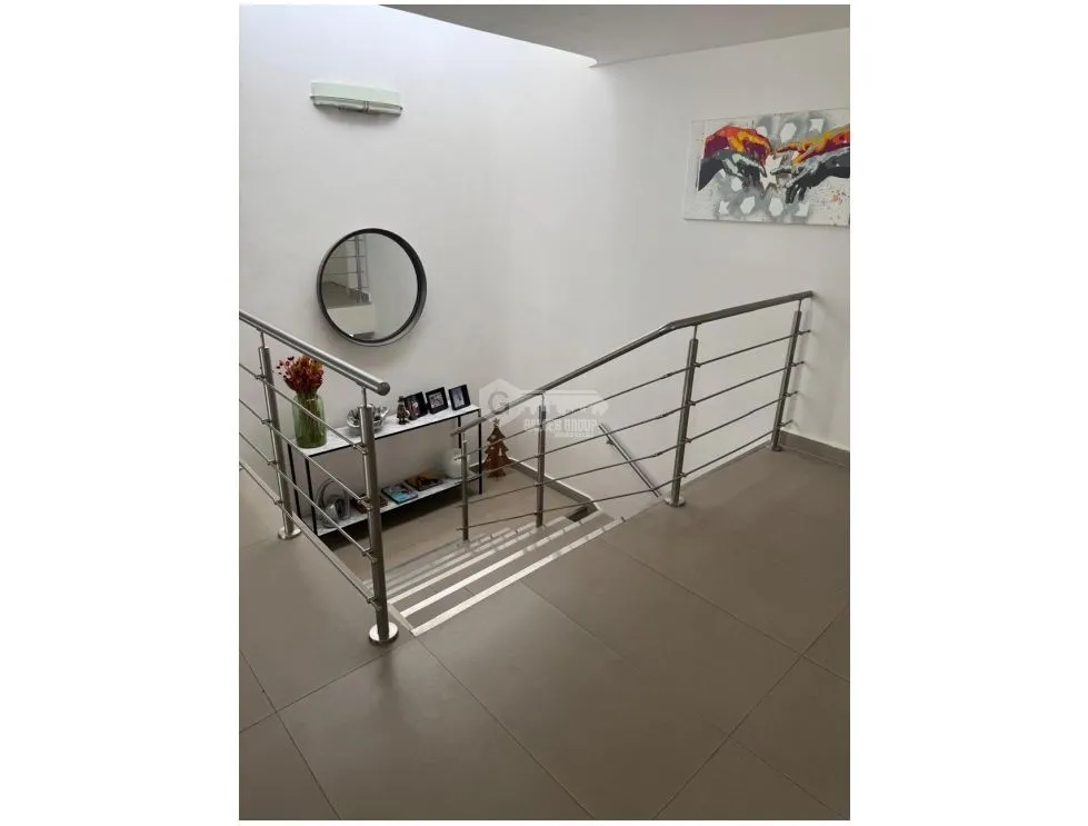 BETANIA / LOS ANGELES / 484M / 4 HABITACIONES / 4 PARKING / 2 NIVELES