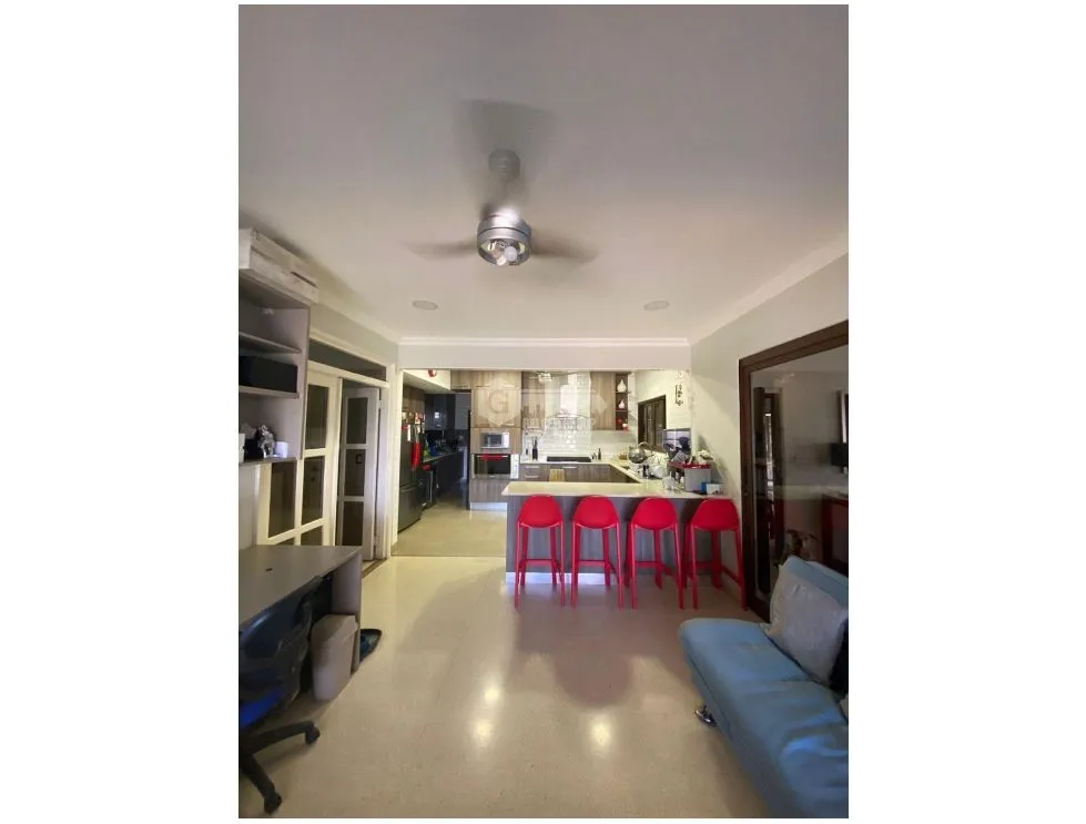 BETANIA / LA GLORIA / 530M / 4 HABITACIONES / 3 PARKING / TERRAZA