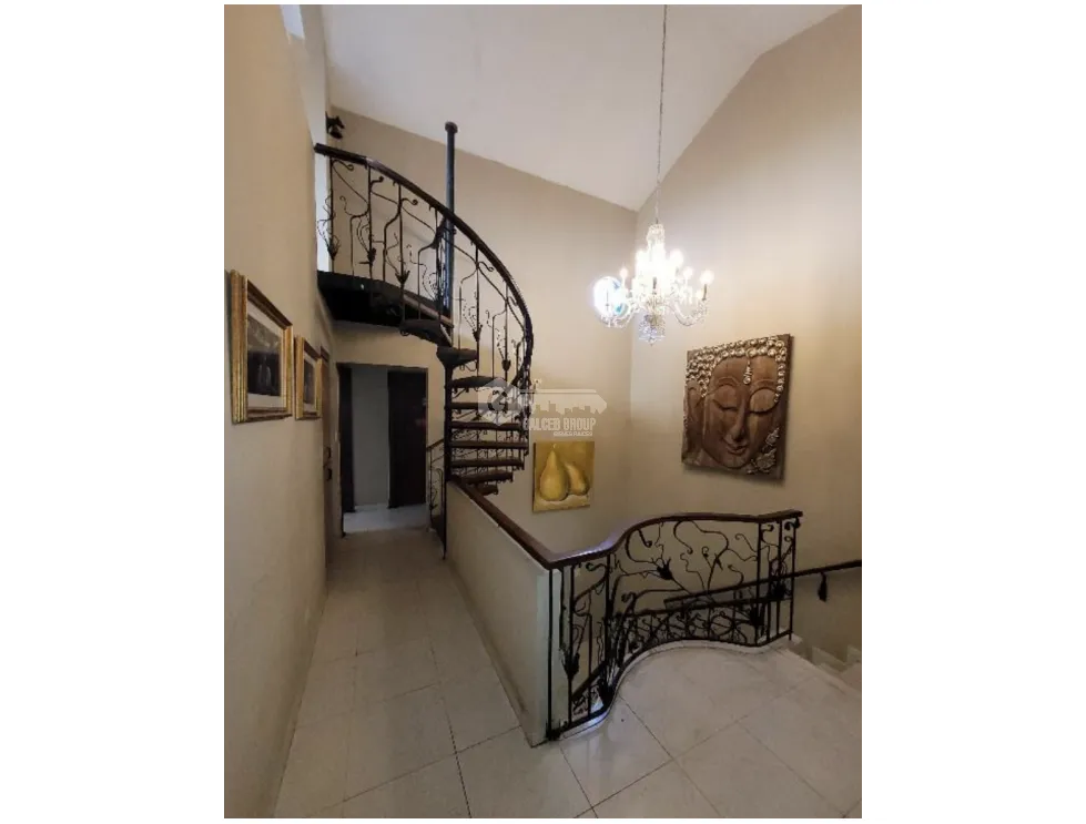 Single Family House for sale in Condado del Rey