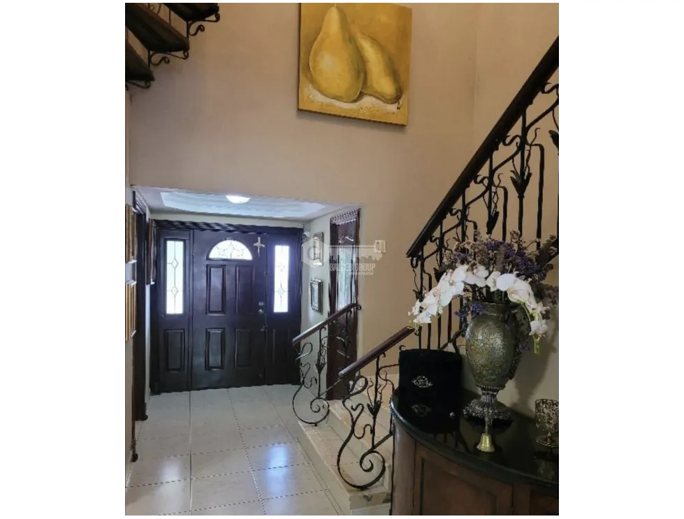 Single Family House for sale in Condado del Rey