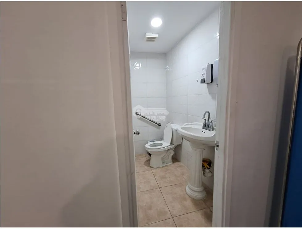 Espace commercial à 12 de Octubre à louer