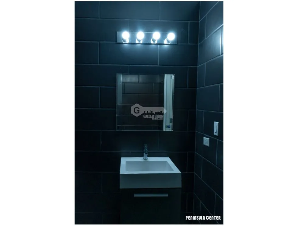 COSTA DEL ESTE / PENINSULA CENTER / 81 M / 2 PARKING / VACIA