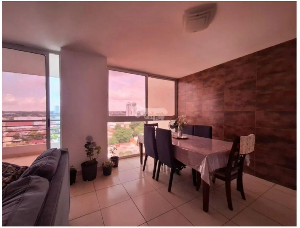 Apartment for sale in La Loma