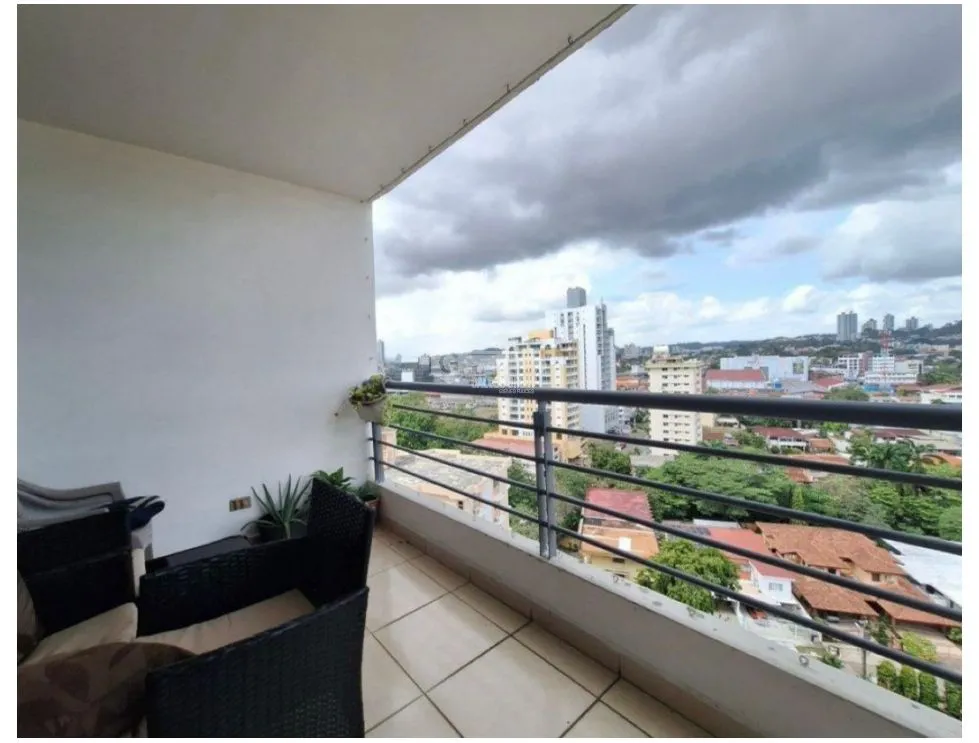 Apartment for sale in La Loma