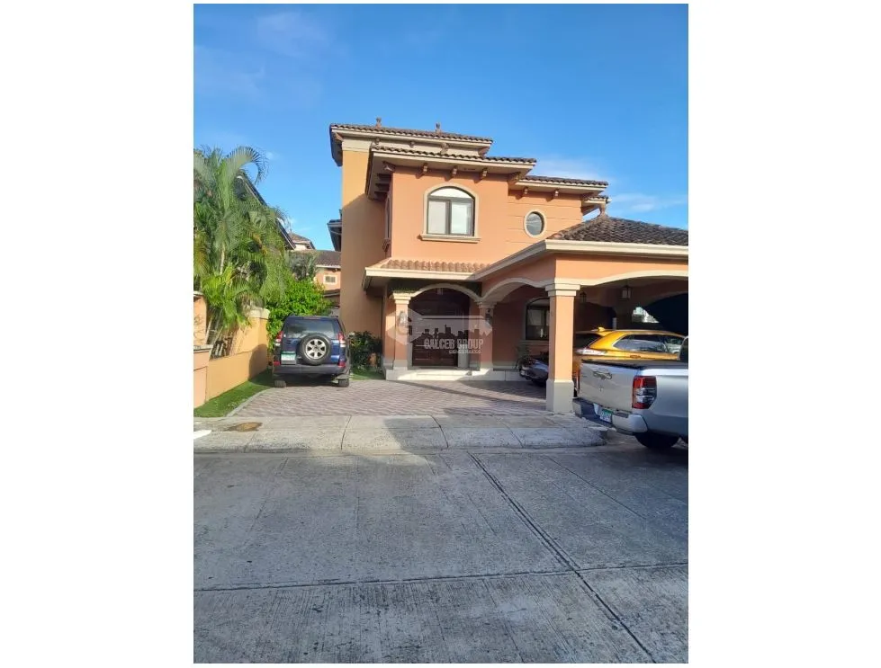 COSTA SUR / EL DORAL / 500M / 4 HABITACIONES / 4 PARKING
