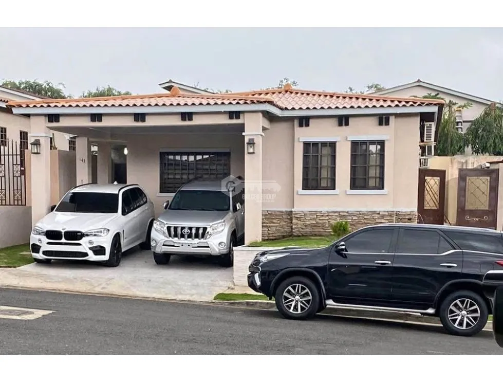 Single Family House for sale in Costa Verde