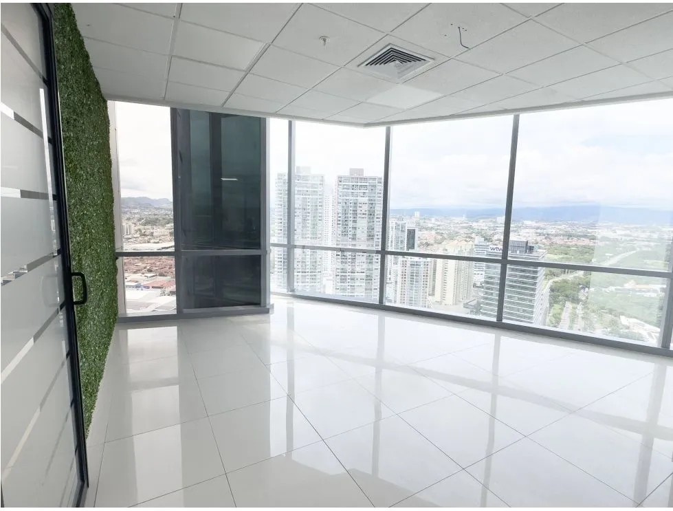 Office for rent in Costa del Este