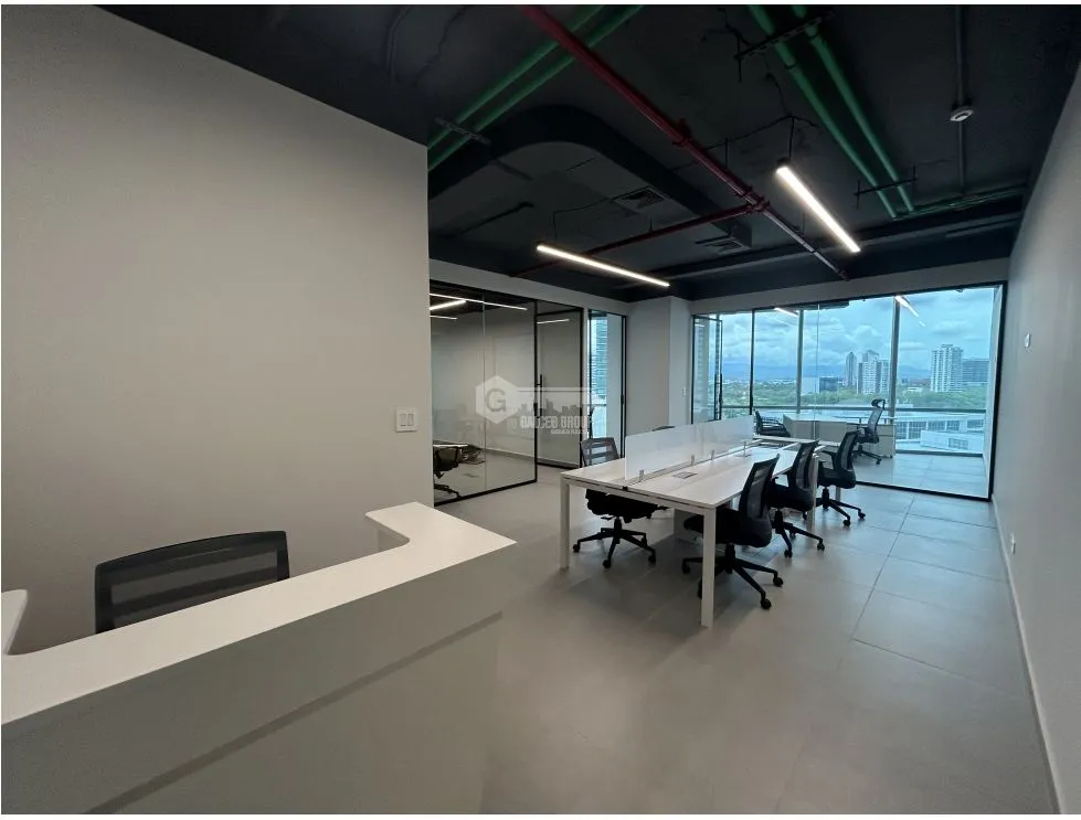 Office for rent in Costa del Este