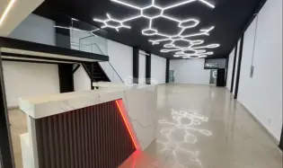 Espace commercial à La Cresta à louer
