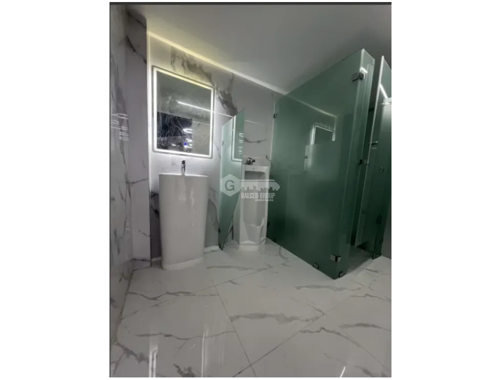 Espace commercial à La Cresta à louer