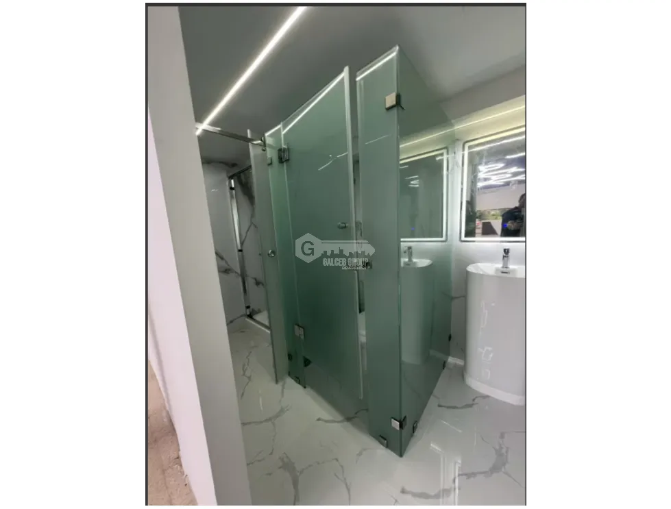 Espace commercial à La Cresta à louer
