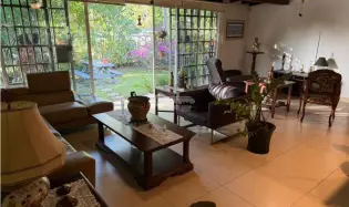 屋 在 Llanos de Curundu 出售