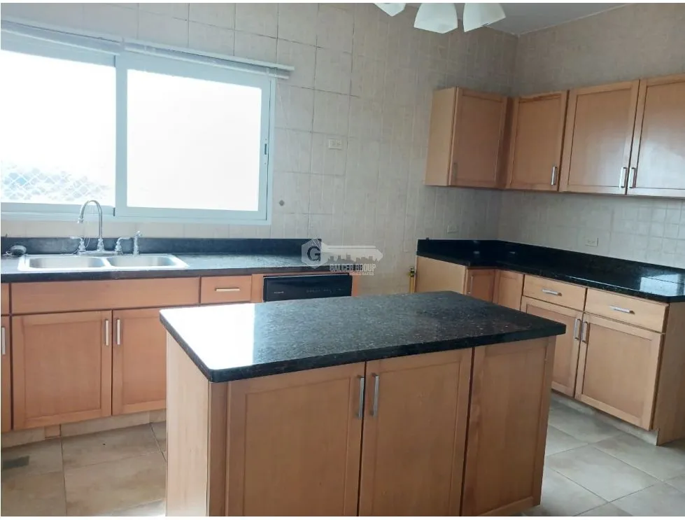 Single Family House for sale in Coronado