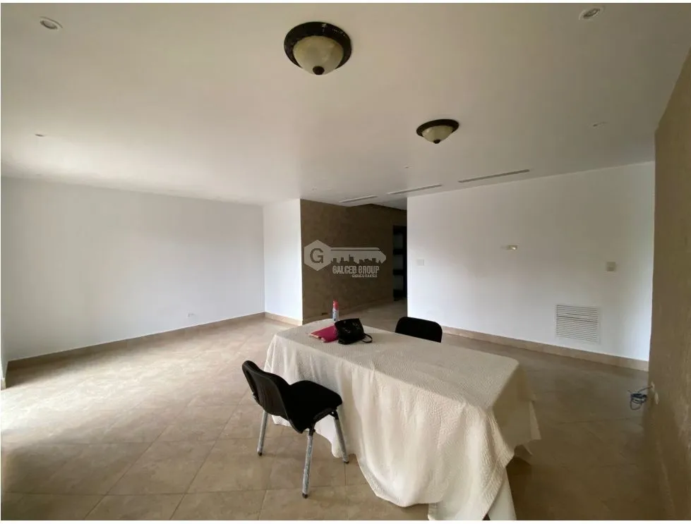 CLAYTON / EMBASSY CLUB / 277M / 3 BEDROOM / TERRACE / PATIO