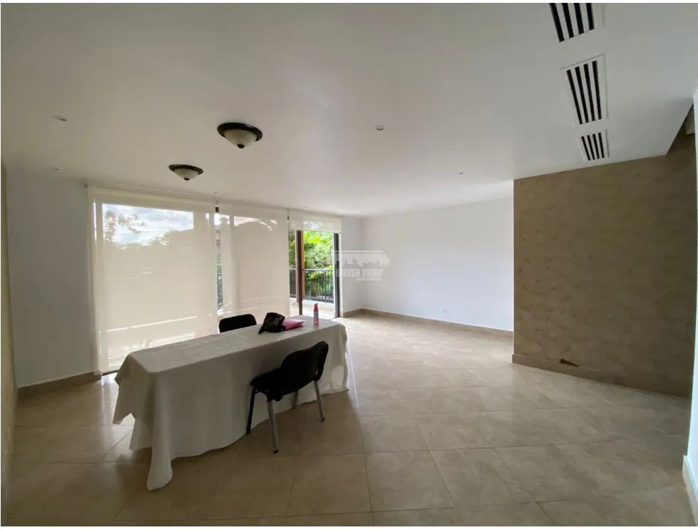 CLAYTON / EMBASSY CLUB / 277M / 3 BEDROOM / TERRACE / PATIO