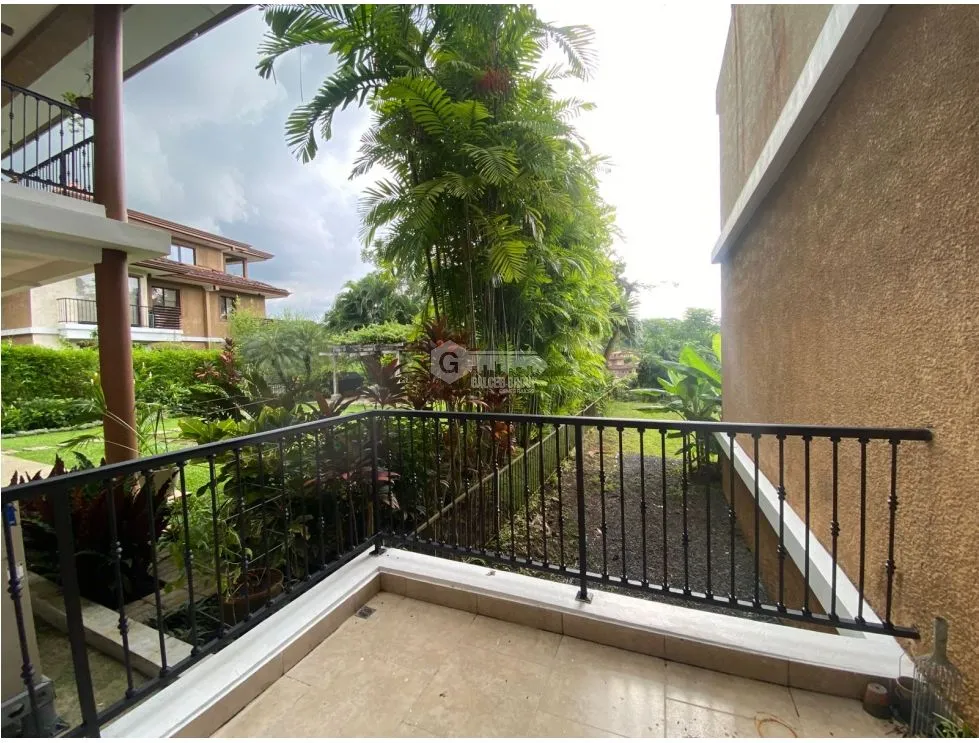 CLAYTON / EMBASSY CLUB / 277M / 3 BEDROOM / TERRACE / PATIO