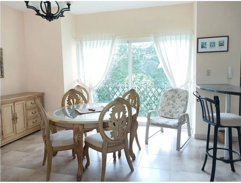 Apartment for sale in Coronado