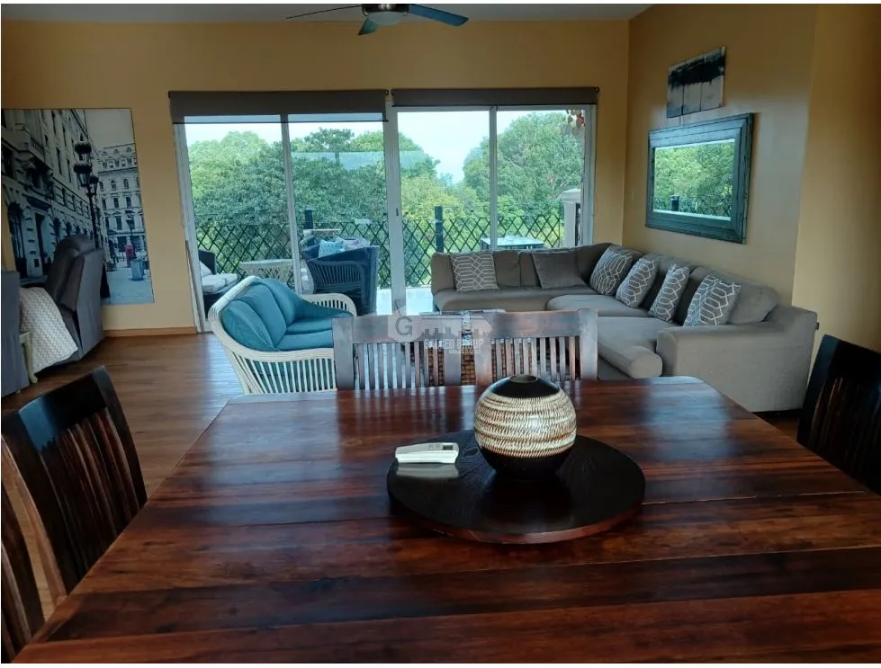 Apartment for rent in Coronado