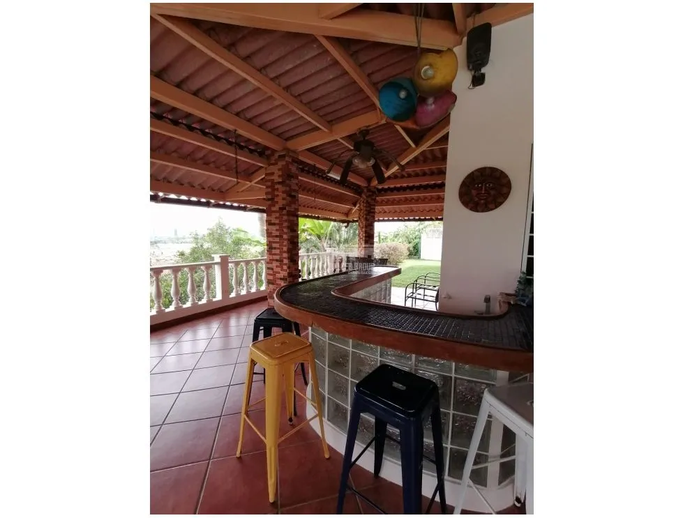 VILLA LUCRE / LAS PALMERAS / 706M / 5 HABITACION / DUPLEX / PISCINA JC
