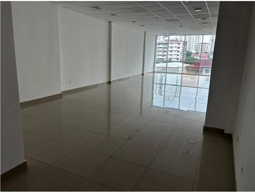 Office for rent in El Carmen