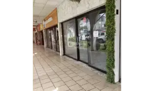 Espace commercial à Via Espana à louer