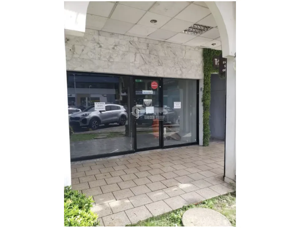 Espace commercial à Via Espana à louer