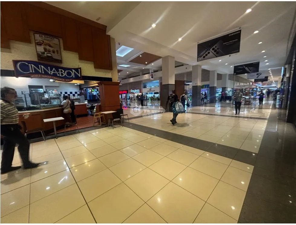 EL DORADO MALL / 130 M² / MIDDLE FLOOR / PARTITIONS / CENTRAL AIR