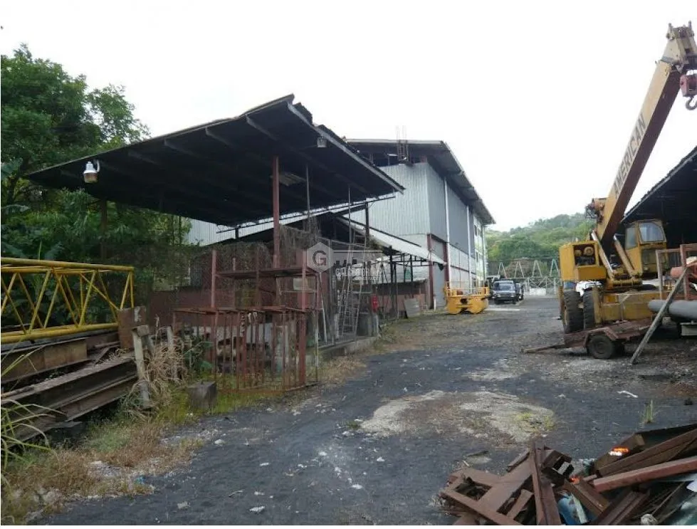Warehouse for sale in Las Cumbres