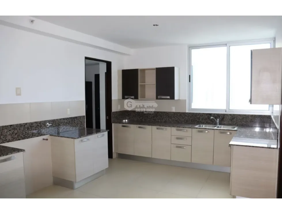 COSTA DEL ESTE / BREEZE / 241.96M / 3 HABITACIONES / 4 PARKING JC