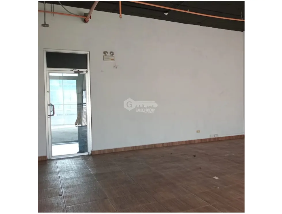 Office for rent in Condado del Rey