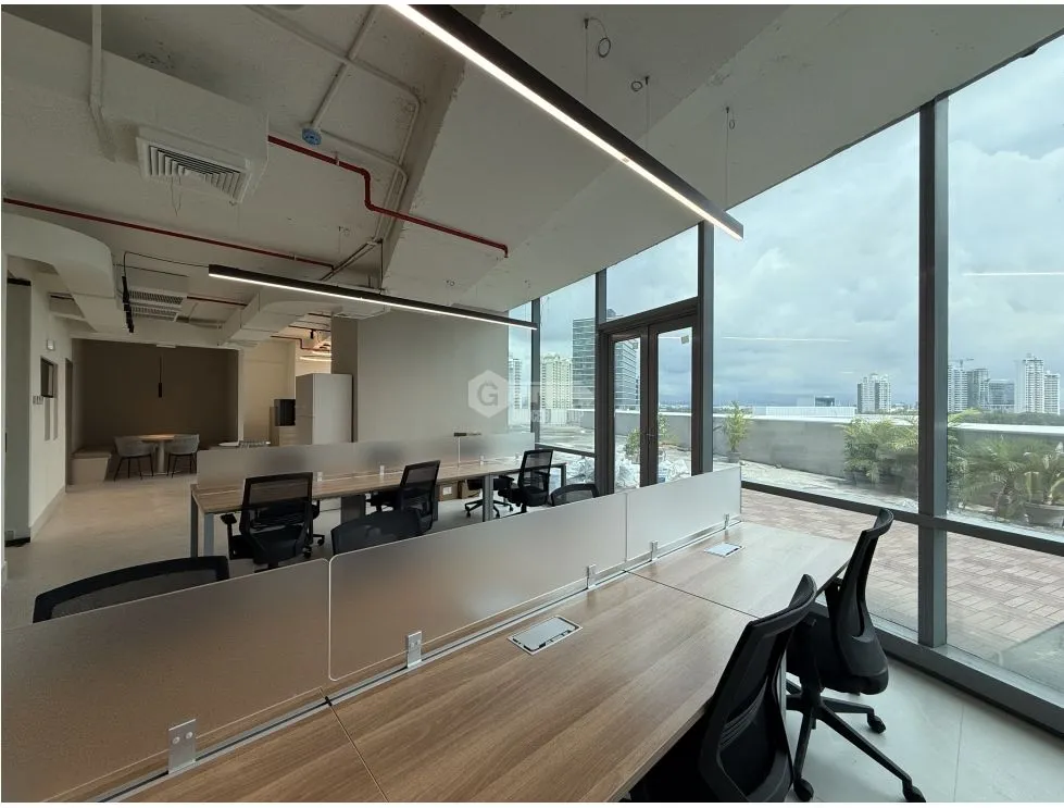 OFICINA / COSTA DEL ESTE / FINANCIAL PARK / 258M2 / AMOBLADA