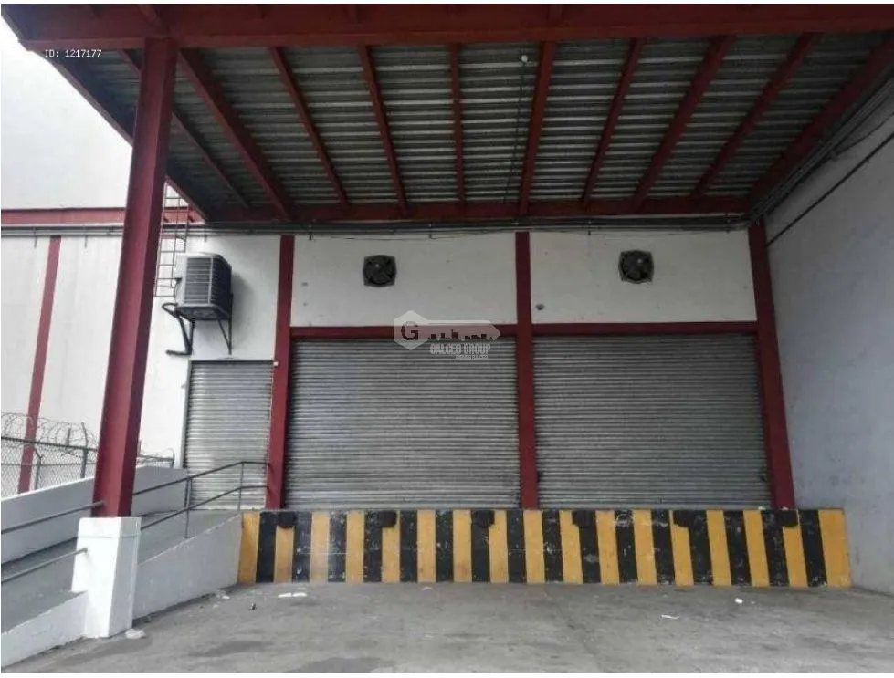 Warehouse for rent in Costa del Este