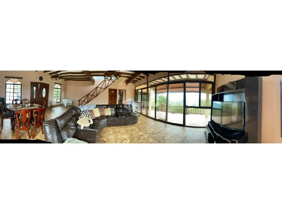 Single Family House for sale in Cerro Azul