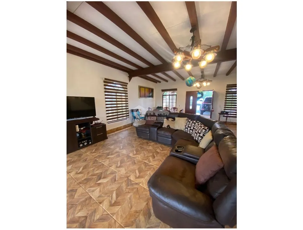 Single Family House for sale in Cerro Azul