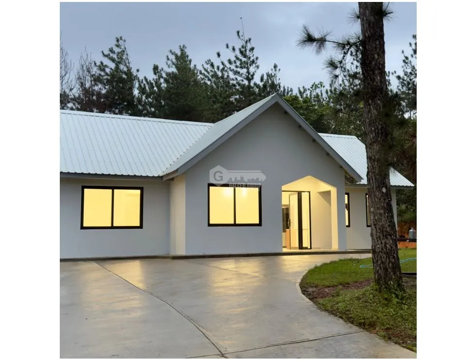 Single Family House for sale in Cerro Azul