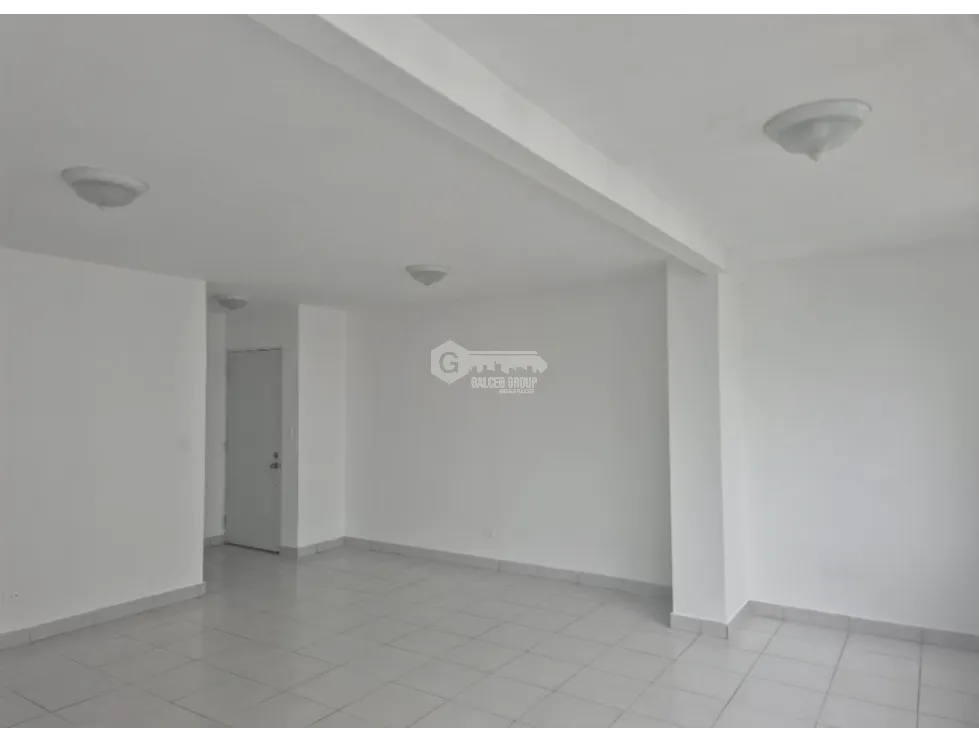 Apartment for sale in Condado del Rey