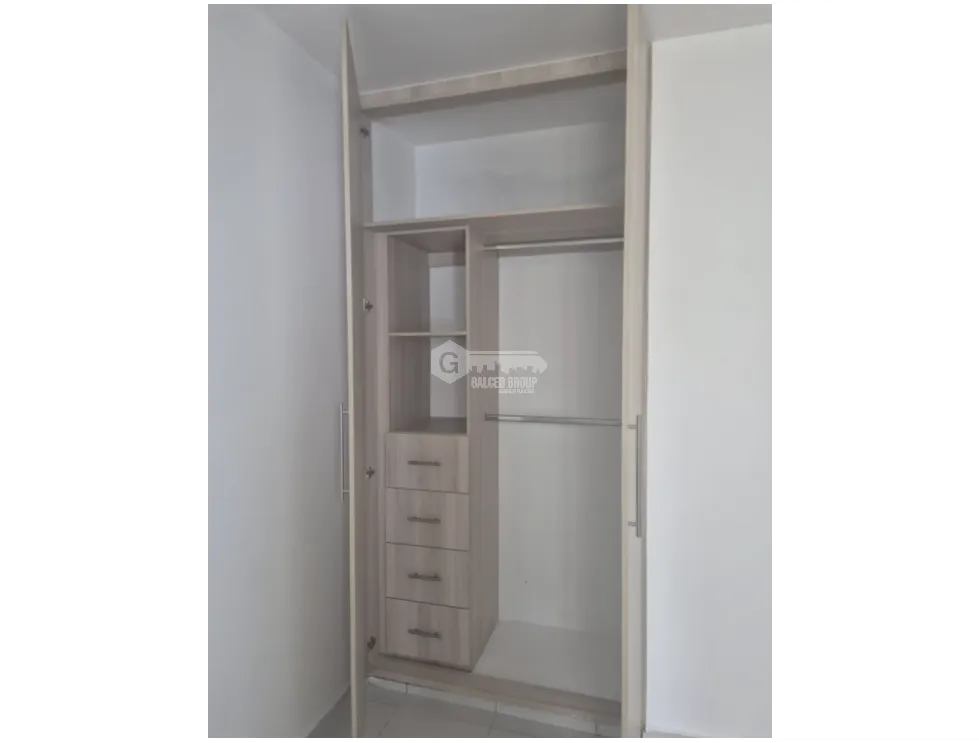 Apartment for sale in Condado del Rey