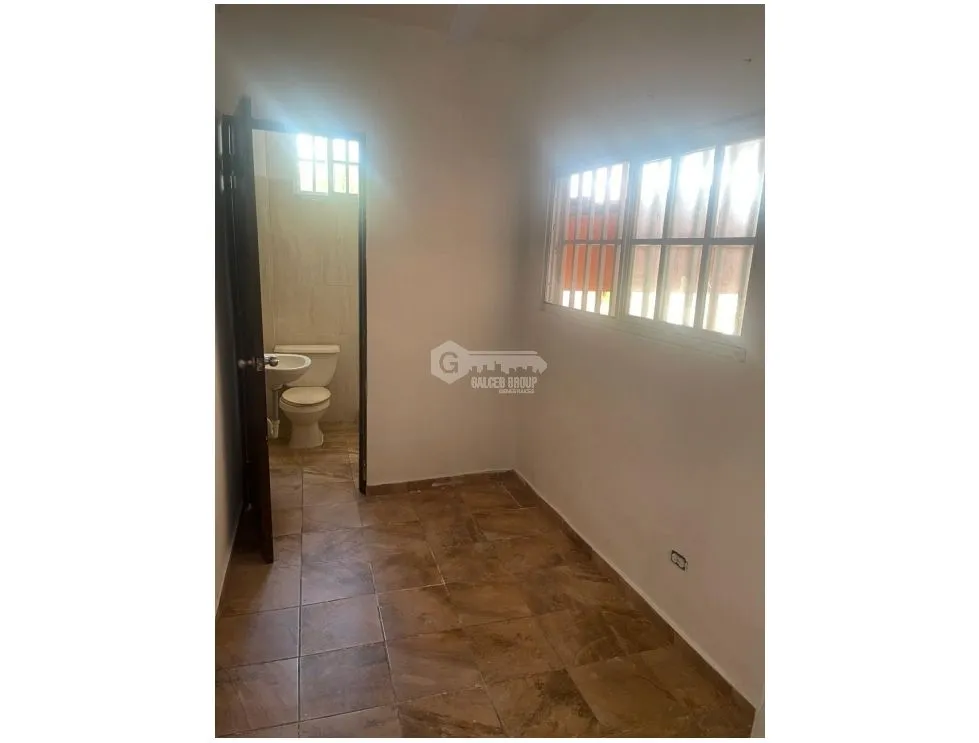 ALTOS DEL BOSQUE / EL DORAL / 392M / 4 HABITACION / 2 NIVEL / PISCINA