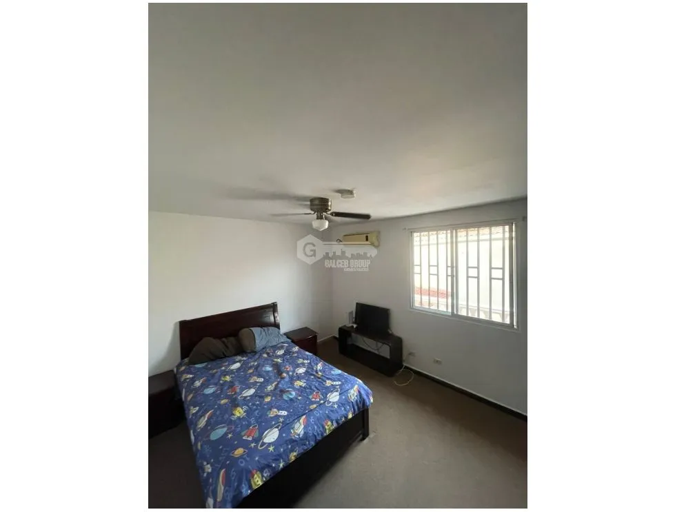 ALTOS DEL BOSQUE / EL DORAL / 392M / 4 HABITACION / 2 NIVEL / PISCINA