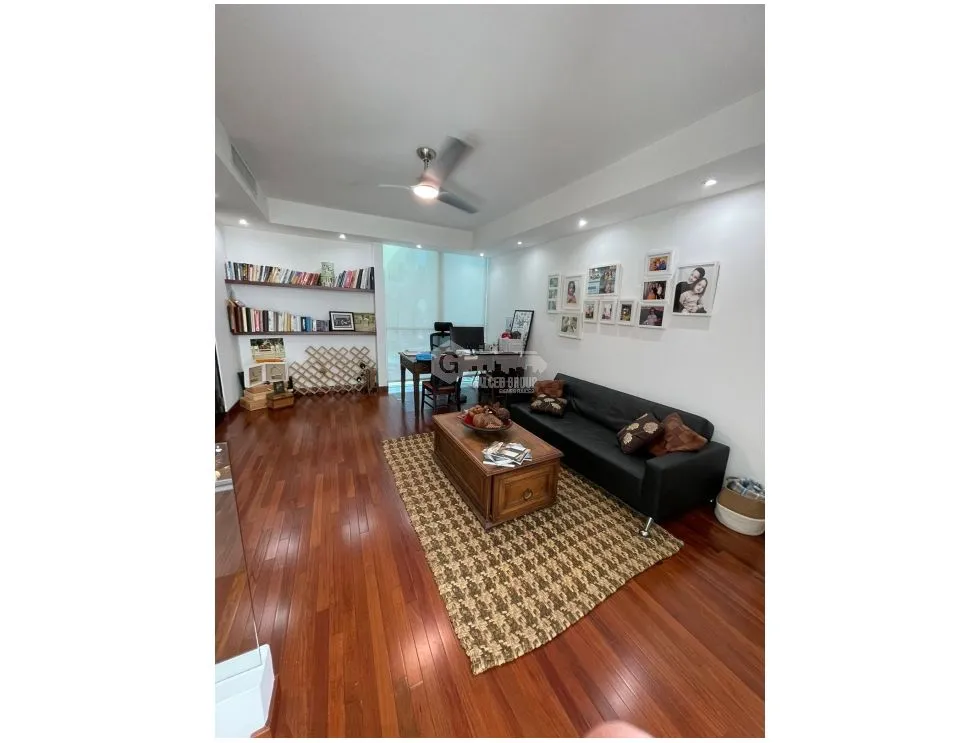 Single Family House for rent in Via Porras