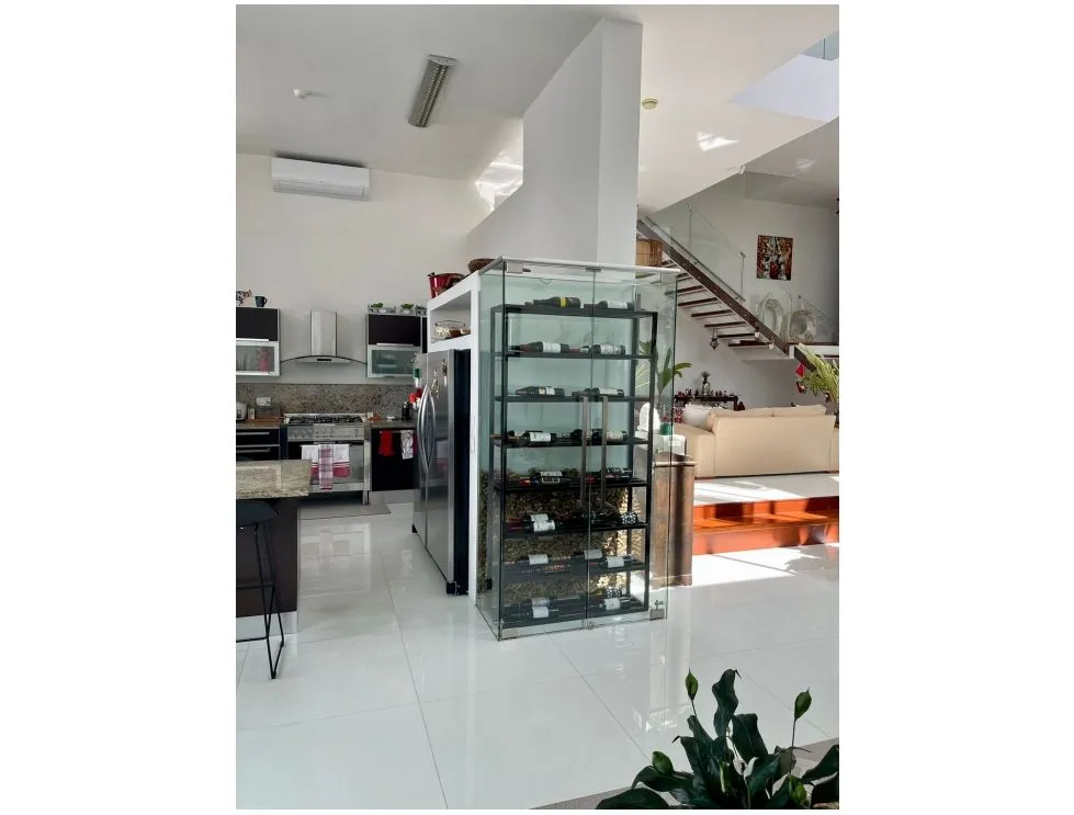 Single Family House for rent in Via Porras