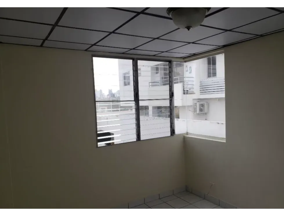 Apartment for sale in Parque Lefevre