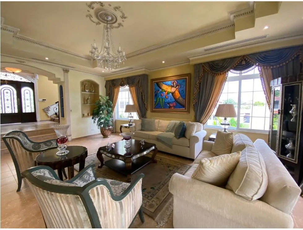 BETANIA / DOS MARES / 692M / 5 BEDROOMS / 2 LEVELS / DEN / TERRACE